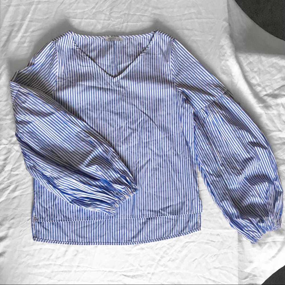 3/$20 Bershka Puff Sleeve Striped Top Size M